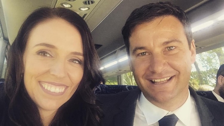 Jacinda Ardern dan Clarke Gayford Jacinda Ardern dan Clarke Gayford
