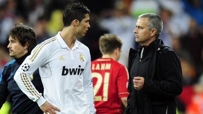 Mourinho Respons Rumor Ronaldo Gabung Fenerbahce