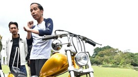 Jokowi Bercanda Ingin Tampil di MotoGP