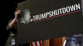 Tembok Perbatasan Mandek, Trump Ancam Tutup Lagi Pemerintahan