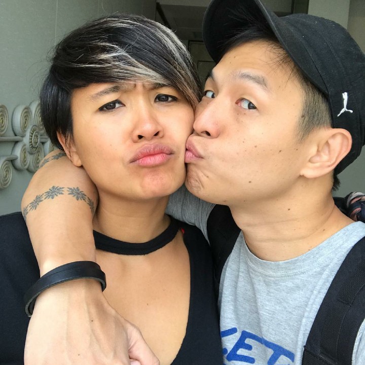 <p>Menikah sejak 2007 tapi masih selalu romantis lho. (Foto: Instagram/meiranastasia)</p>