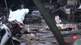 VIDEO: Tiga Tewas Akibat Bom di Pasar Thailand