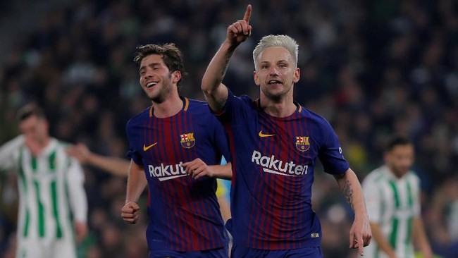 Barcelona sukses mengalahkan tim tuan rumah, Real Betis dengan skor telak 5-0 pada laga lanjutan La Liga Spanyol, Minggu (21/1).