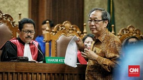 KPK Kembali Periksa Tersangka Korupsi e-KTP Made Oka Masagung