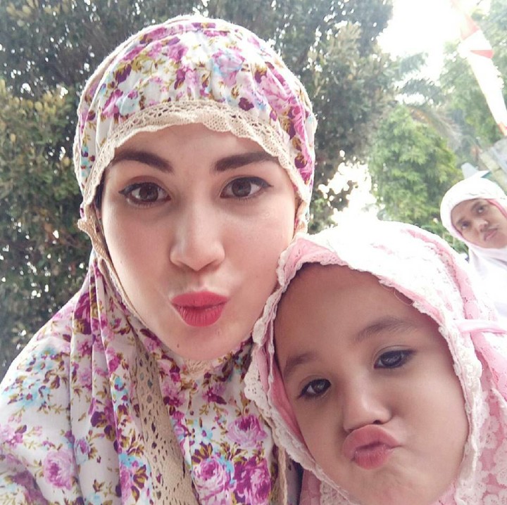 Ini Lakeisha Bun Si Imut Putri Arumi Bachsin Dan Emil Dardak Foto 1 