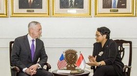 Temui Menhan AS, Retno Bahas Terorisme dan Laut China Selatan