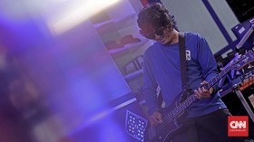 Music at Newsroom: The Upstairs - 'Dansa Akhir Pekan'