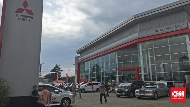 Mitsubishi kucurkan dana segar di Bekasi untuk dongkrak penjualan mobil penumpang.