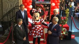 VIDEO: Minnie Menyusul Mickey Mouse ke Walk of Fame