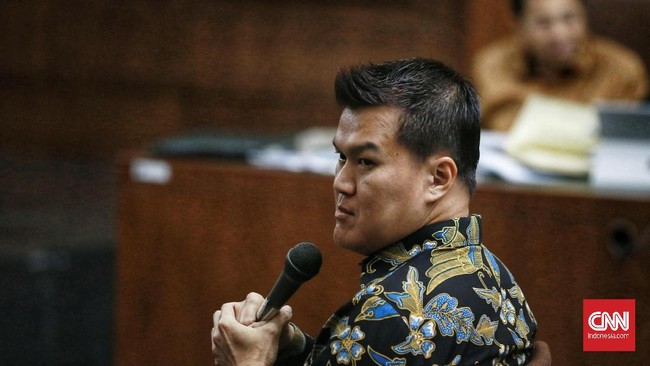 Majelis hakim Pengadilan Tinggi DKI Jakarta menerima banding Jaksa KPK terkait kasus korupsi e-KTP. Hukuman Andi Narogong diperberat menjadi 11 tahun penjara.