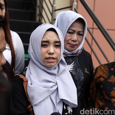 Salmafina Jawab Kabar Sunan Rindu Dirinya sebagai Muslimah