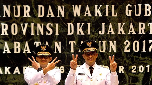 Kadin Kesehatan DKI Jakarta menyebut program KJS Plus bagi pemuka agama tak bisa dijalankan lantaran jaminan kesehatan gratis harus merata bagi semua golongan.
