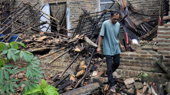 Lebak diprediksi masuk dalam zona Megathrust, Bupati Lebak Iti Octavia Jayabaya akan menyiapkan mitigasi bencana.