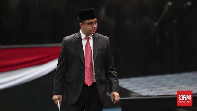 Anies Baswedan mengatakan, Pemprov DKI akan segera membantu bila warga cepat melaporkan kerusakan bangunan akibat gempa yang sering terjadi akhir-akhir ini.
