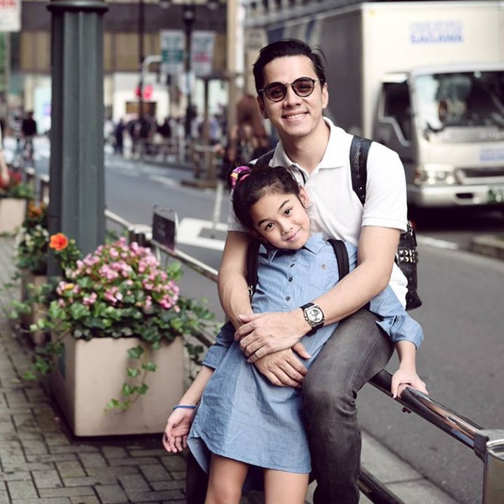 Di sela-sela kesibukannya, ayah pasti akan menyempatkan diri untuk menghabiskan waktu bersama anak tersayang. (Foto: Instagram @riostockhorst)