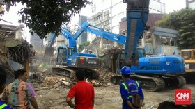 Pemprov DKI Robohkan Bangunan Pasar Blora