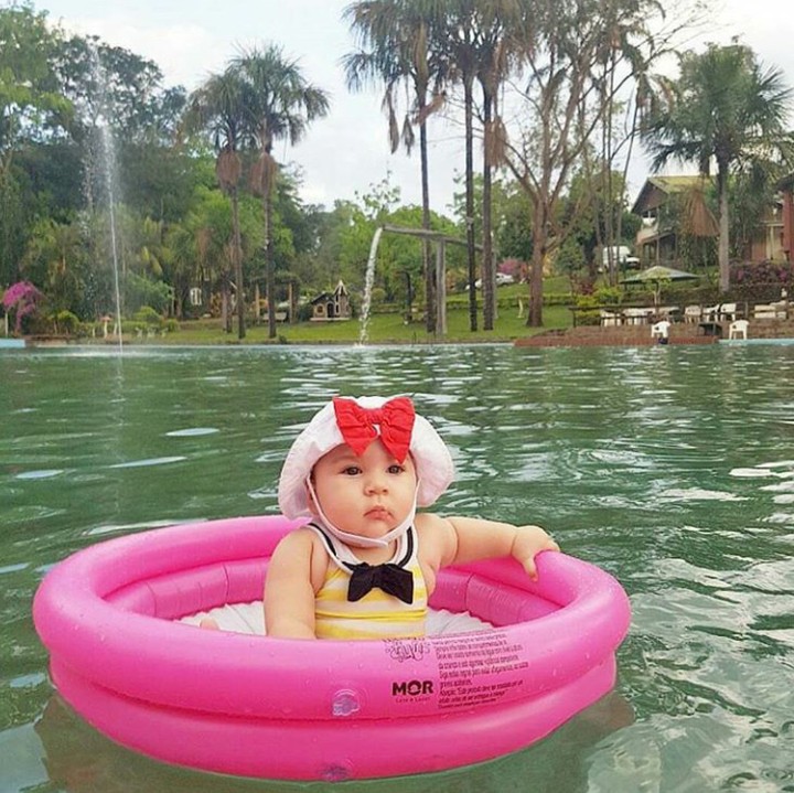 Diam dan pasrah aja ya, Nak. (Foto: Instagram @mamaepaulinha)