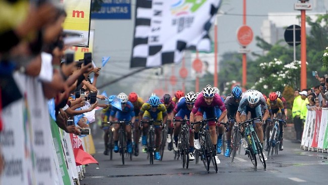 Timnas balap sepeda Indonesia menyiapkan enam pebalap yang bakal diturunkan di Tour de Indonesia 2019.