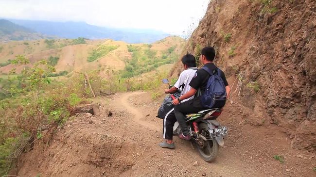 Program acara 'Indonesiaku' yang disiarkan Trans7 kembali memenangkan Anugerah Jurnalistik Adinegoro untuk kategori Jurnalistik Televisi.