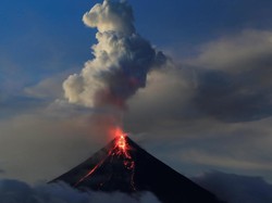 Gunung Mayon di Filipina Erupsi, 12.800 Orang Diungsikan