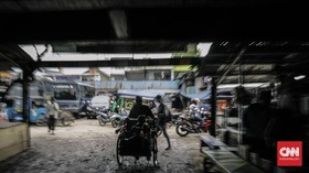 Sandi Belum Bisa Pastikan Payung Hukum Becak