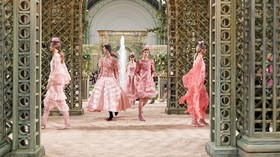 Sentuhan Kelembutan dan Kesempurnaan Couture Chanel