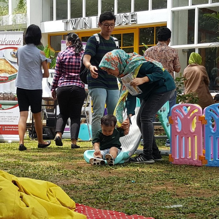 <p>Perosotan dulu ah...</p>