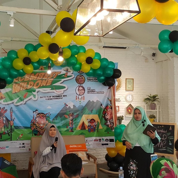 <p>Ada diskusi tentang parenting juga lho, Bun, dengan narasumber dr Ronna Ludyana. Bebas deh konsultasi tentang tumbuh kembang anak.</p>