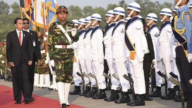 Presiden Jokowi akan bertemu PM Bangladesh dan mengunjungi kamp pengungsi Rohingya di Cox's Bazaar, Minggu (28/1).