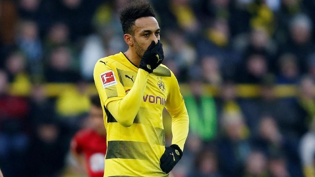 Keputusan Borussia Dortmund untuk memainkan Pierre-Emerick Aubameyang melawan SC Freiburg jadi sinyal penolakan terhadap Arsenal.