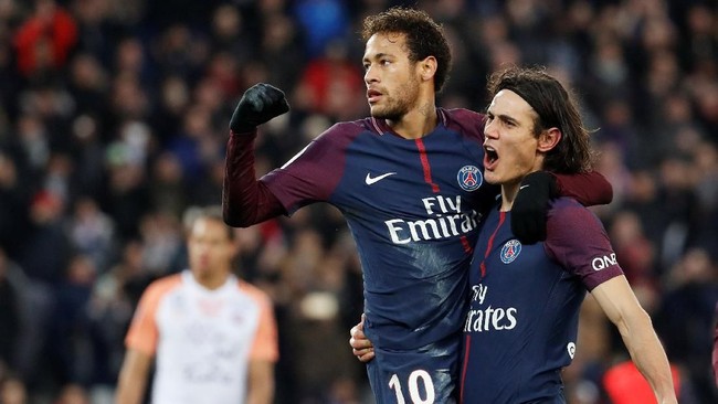 Bintang timnas Brasil, Neymar, diklaim sudah melayangkan permintaan resmi kepada Paris Saint-Germain untuk segera pindah ke Real Madrid.