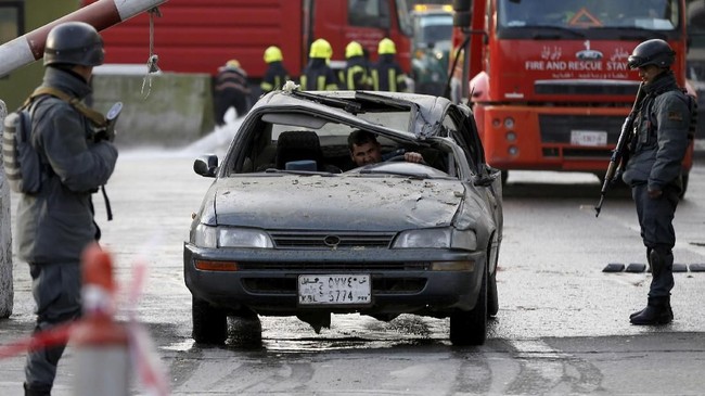 FOTO: Bom Bunuh Diri di Afghanistan, 95 Tewas 158 Luka-luka