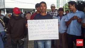 Sopir Angkot Tanah Abang Ancam Kembali 'Geruduk' Kantor Anies