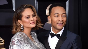 Selamat! John Legend dan Chrissy Teigen Dikaruniai Anak ke-3