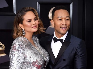 Selamat! John Legend dan Chrissy Teigen Dikaruniai Anak ke-3