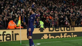 Tom Brady Puji Lionel Messi