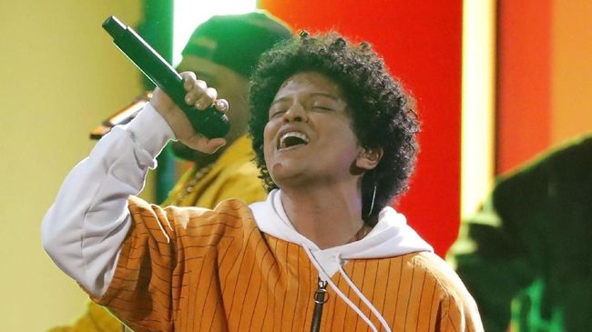 Billboard Music Awards 2018 yang bakal berlangsung pada 20 Mei nanti bakal jadi persaingan sengit Kendrick Lamar, Ed Sheeran, dan Bruno Mars.
