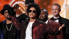 FOTO: Keriaan Pesta Enam Dekade Grammy Awards