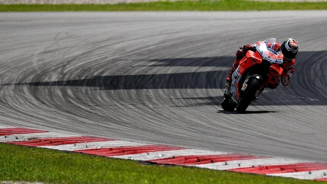 Meskipun jatuh di lap ke-12 pada MotoGP Qatar 2018, Jorge Lorenzo mengaku bisa memacu motor Ducati Desmosedici GP 18 lebih cepat.