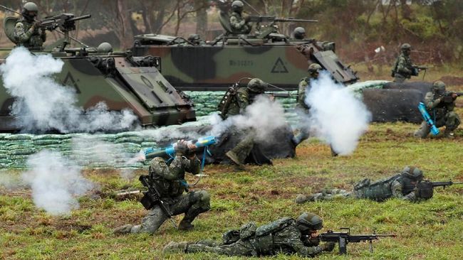 Diusik China, Taiwan Latihan Tembak Hadapi Invasi