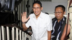 Saat Sandi Menjelma Jadi Komika yang Tak Lucu