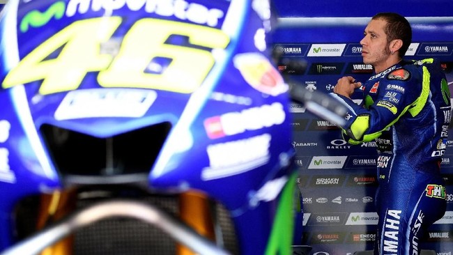 Mekanik Valentino Rossi, Alex Briggs, mengungkapkan sikap yang membedakan The Doctor dengan pebalap hebat MotoGP yang lain.