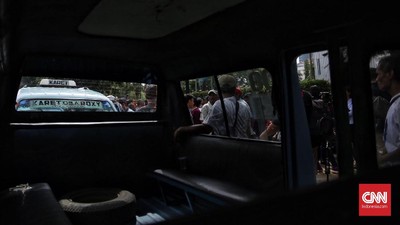 img-title Mogok Massal Sopir Angkot dari Banten hingga Kendari Imbas BBM Naik