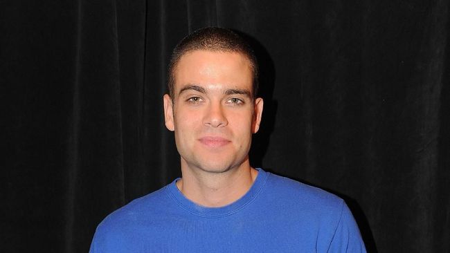 Beberapa jam sebelum meninggal pekan lalu, Mark Salling sempat mampir ke toko dekat rumahnya untuk membeli rokok, tapi tak banyak berbincang dengan pekerja.