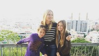 Potret Keseruan Keluarga Gwyneth Paltrow