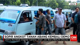Supir Angkot Kembali Demo
