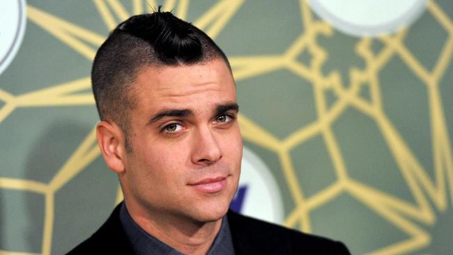 Aktor 'Glee,' Mark Salling, ditemukan tewas di Amerika Serikat pada Selasa (30/1) pagi waktu setempat. Ia seharusnya dipenjara pada Maret atas kasus pedofilia.