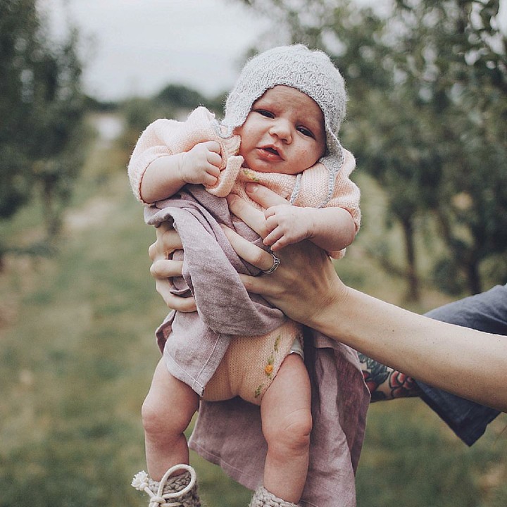 <p>Sepatu rajutnya bikin si kecil makin imut. (Foto: Instagram/this.little.wondering)</p>