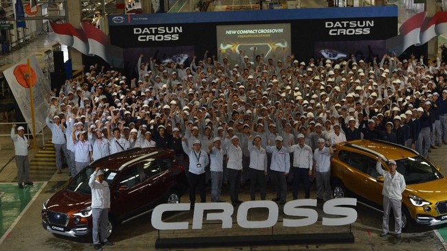 Nissan Motor Co sudah mengumumkan PHK terhadap 12.500 karyawan, Nissan Motor Indonesia belum mau menjelaskan dampaknya ke Tanah Air.