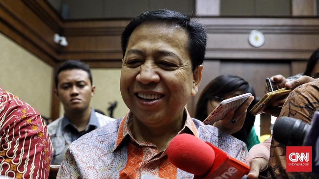 MK menolak gugatan uji materi soal pasal pencegahan ke luar negeri dalam UU KPK yang diajukan Setya Novanto.